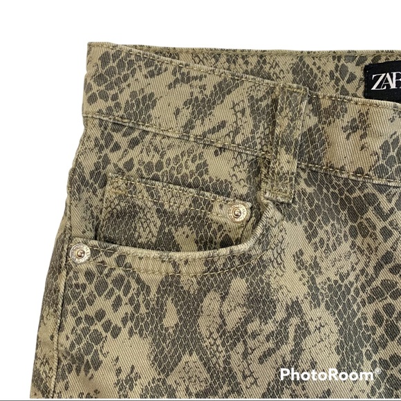 Zara Women's High Rise Snake Print Skinny Pants - Picture 10 of 14